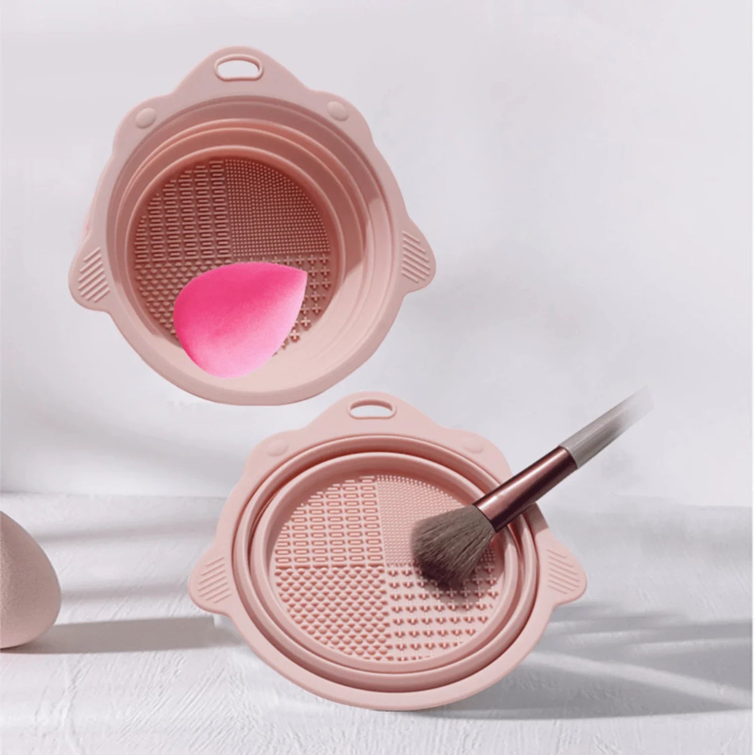 Silicone Makeup Tool Cleaning Bowl - Portable Folding Design