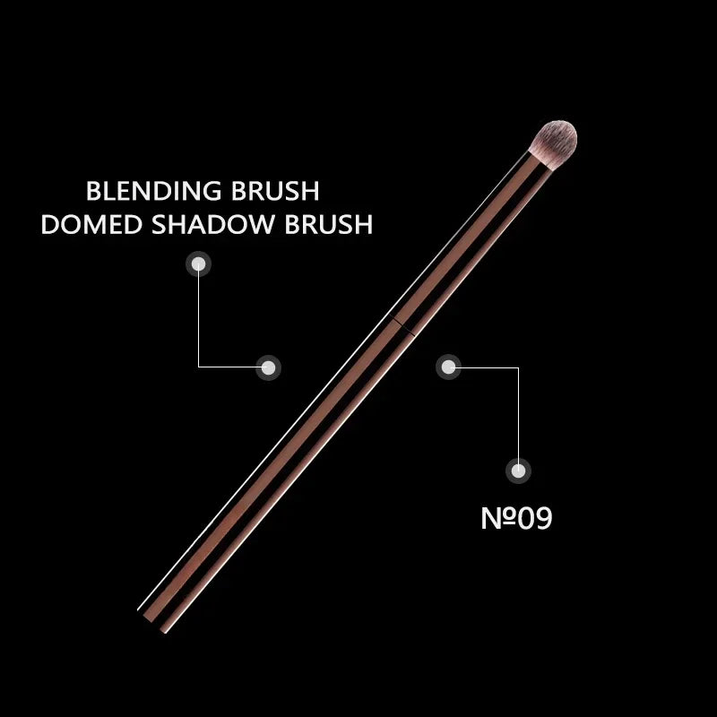 Hourglass Makeup Brush- No.9 Soft Fiber Hair Blending Eyeshadow Brush