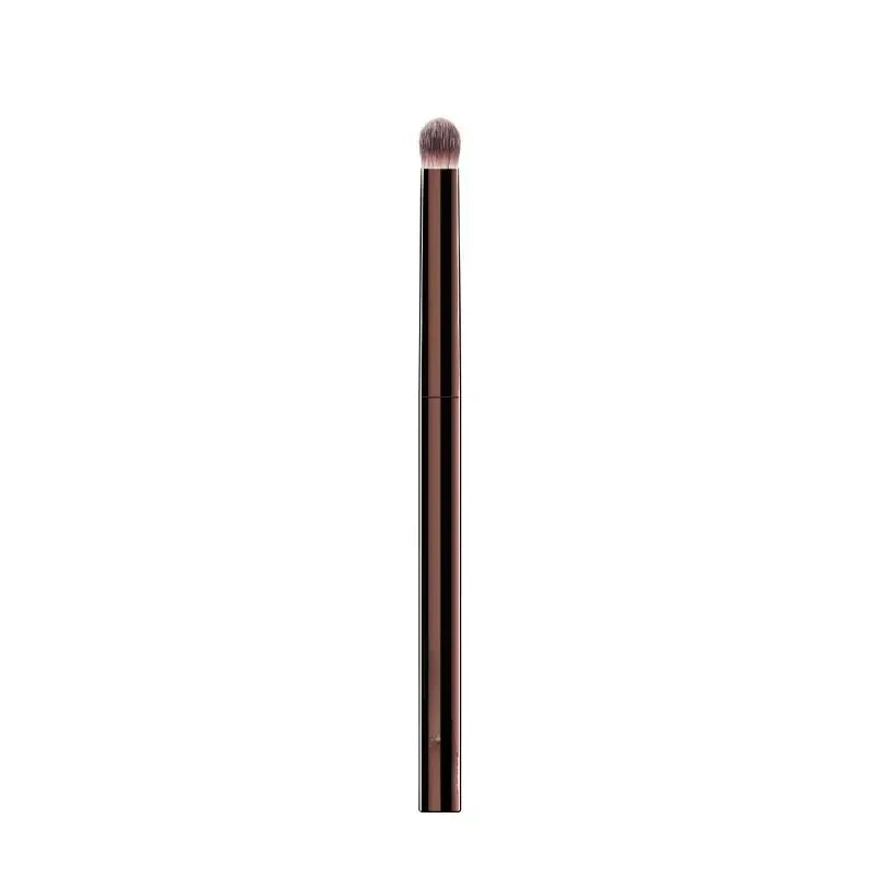 Hourglass Makeup Brush- No.9 Soft Fiber Hair Blending Eyeshadow Brush