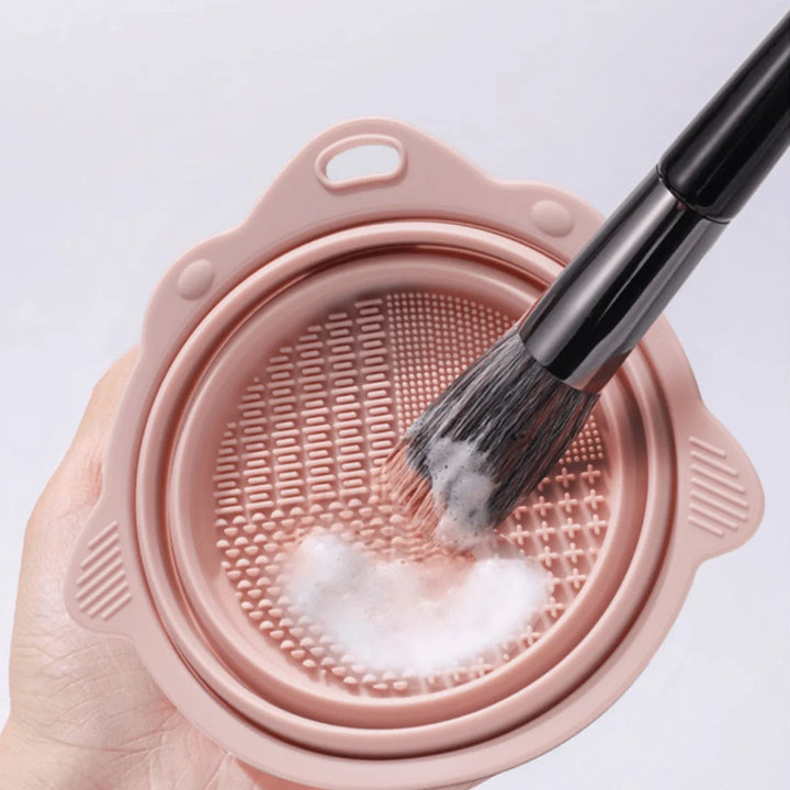 Silicone Makeup Tool Cleaning Bowl - Portable Folding Design